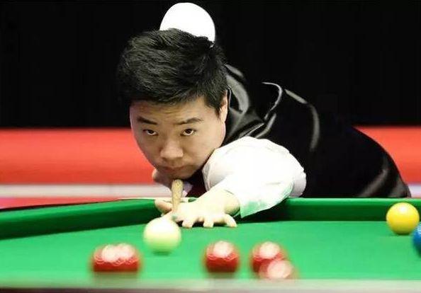 篮下保护显 篮下保护显